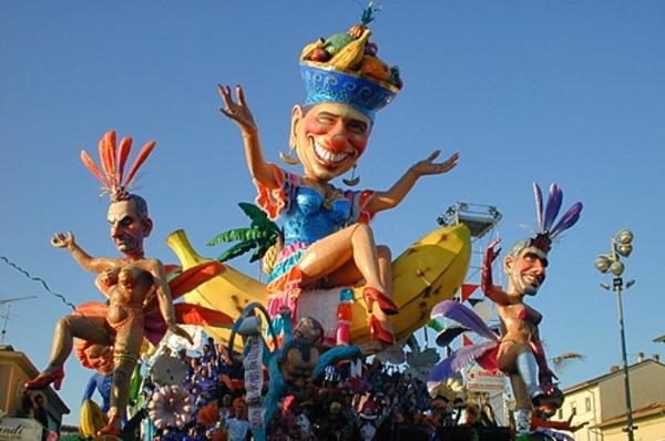 I biglietti di ingresso al Carnevale di Viareggio 2015
